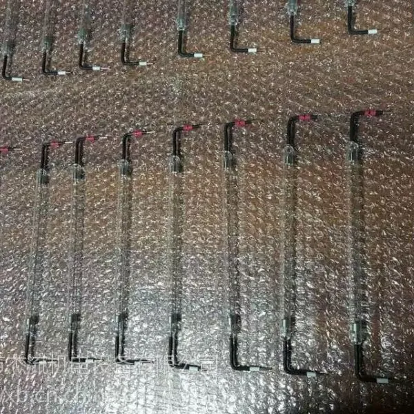 钨丝卤素加热灯管 红外线加热灯 碳纤维发热管 石英玻璃加热管,短波红外线灯管 光伏组件烧结炉专用红外
