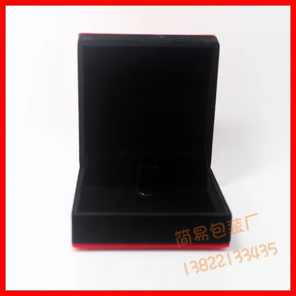 供应玉佩包装盒,绒布礼品盒,翻盖礼品盒,绒布包装礼品盒