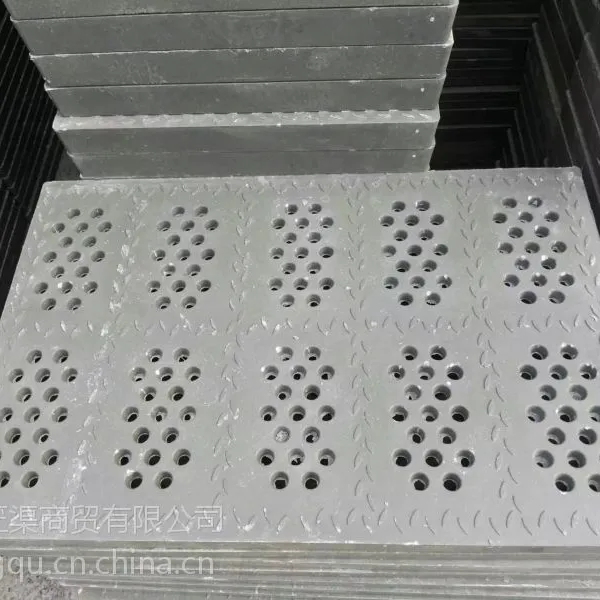 �߷��Ӹ��Ϸ���ˮ���Ӹǰ� 300x500x30