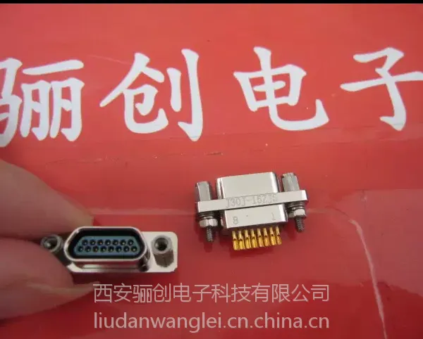 2015///J30J-31ZK-Q8����������