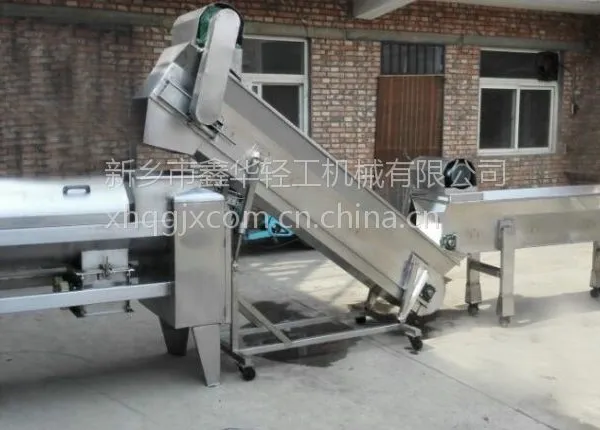 河南新乡鑫华轻工机械生产的JCP葡萄除梗破碎机除梗破碎效果极好