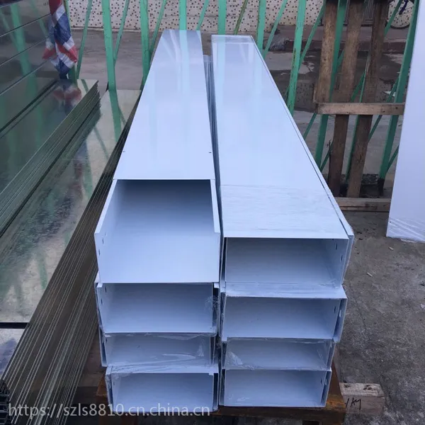 静电喷塑槽式 白色烤漆线槽 封闭式喷涂线槽 xqj型防火桥架 龙胜定制