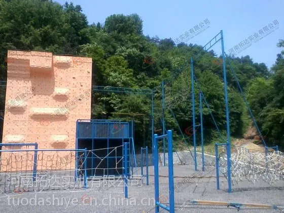 供应景区拓展训练场建设之景区攀岩墙建设