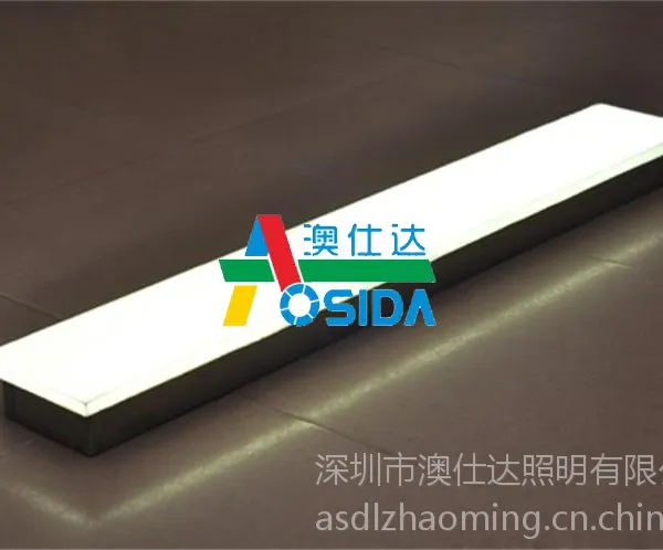 澳仕达生产LED长条地砖灯,LED长条地埋灯,LED线型地砖灯