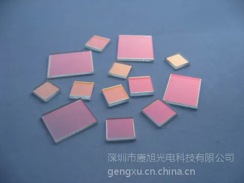 供应红色玻璃