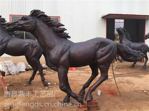 铸铜马雕塑摆件,山东铸铜马雕塑,鼎丰铜雕