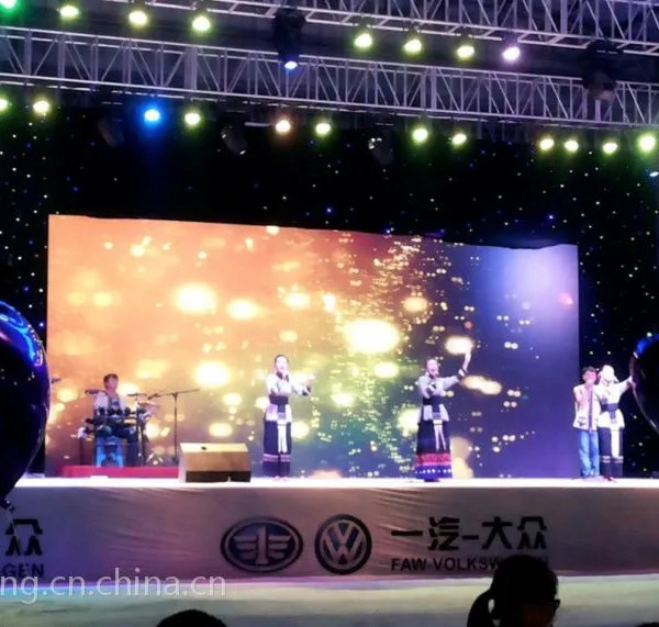 上海专业LED屏租赁,舞台搭建,灯光音响租赁