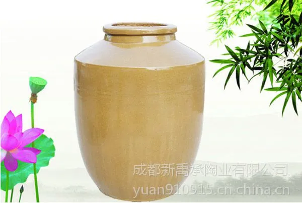 100斤青釉陶瓷酒坛