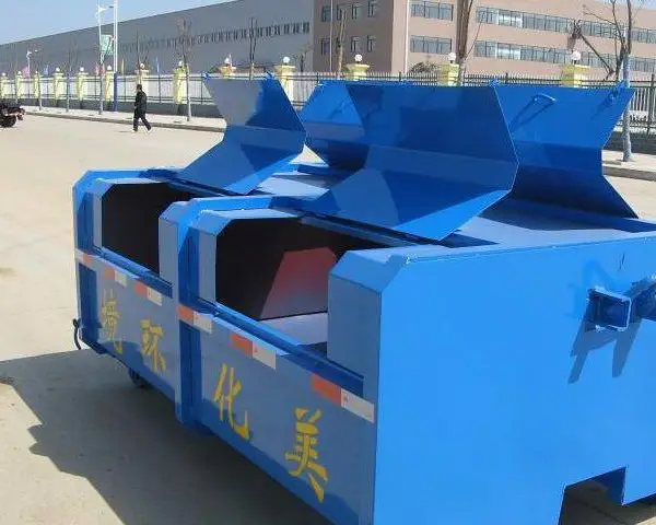 小型垃圾车价格 勾臂可卸式垃圾车销售 配套垃圾箱