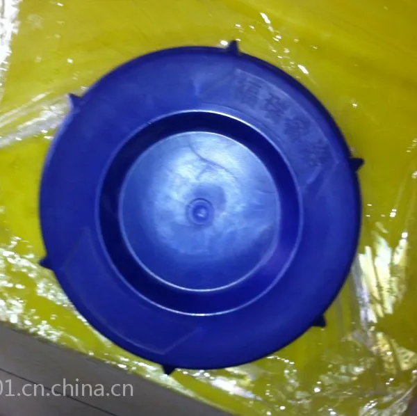广东供应PE200L加药箱