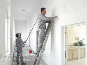 南京卫生间隔断改造贴瓷砖、刮腻子、铲墙皮、刷油漆