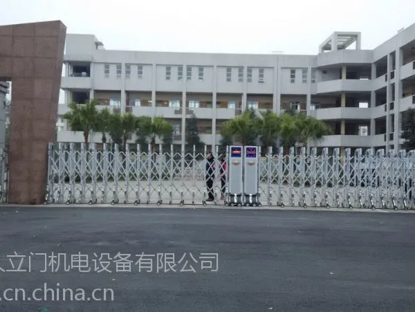 成都环保视频车牌识别门禁系统、工地门禁系统、成都台账车辆系统、道闸杆