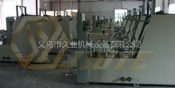 供应湿巾折叠机,2013款湿巾折叠机,浙江广州河北义乌湿巾折叠机,
