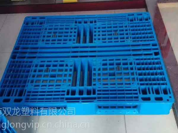成都塑料托盘生产厂家 四川塑料托盘销售 保质保量四面进叉