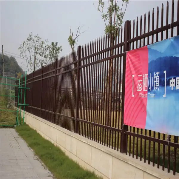 湛江低价定做锌钢围栏 多规格颜色组装栏杆 围墙围栏现货批发