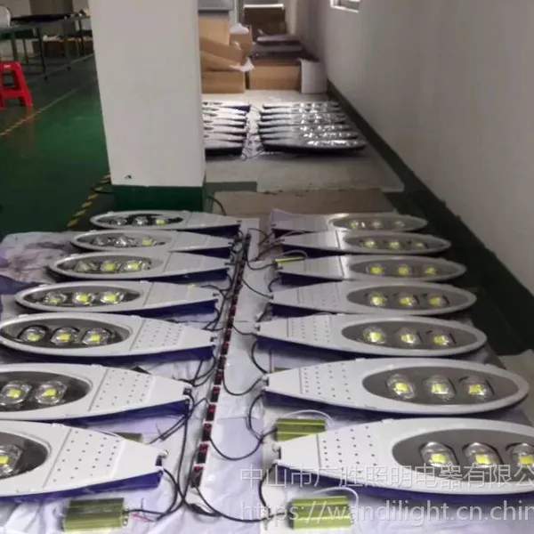 ����ﻧ������ 8-10M�����������͵�LED·�� ����LED��·����
