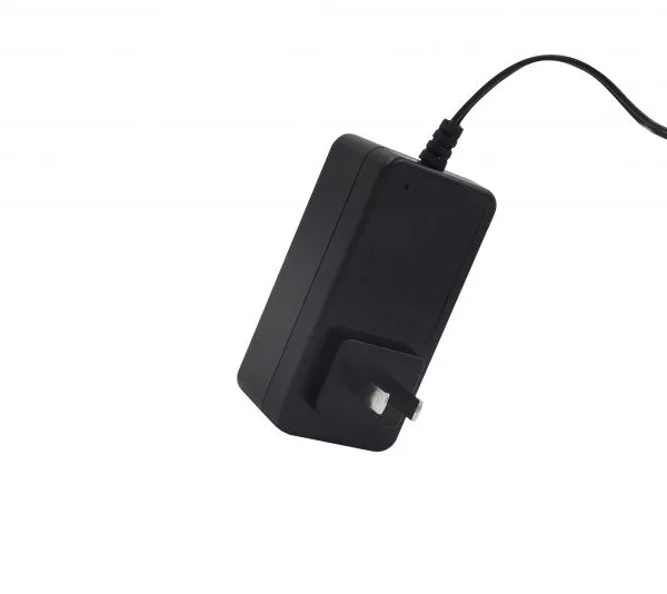 KCH供应12V2A电源适配器/充电器
