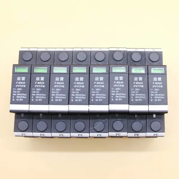 ���Ե���νӵر�����������35kv��ѹ���ع�PT��