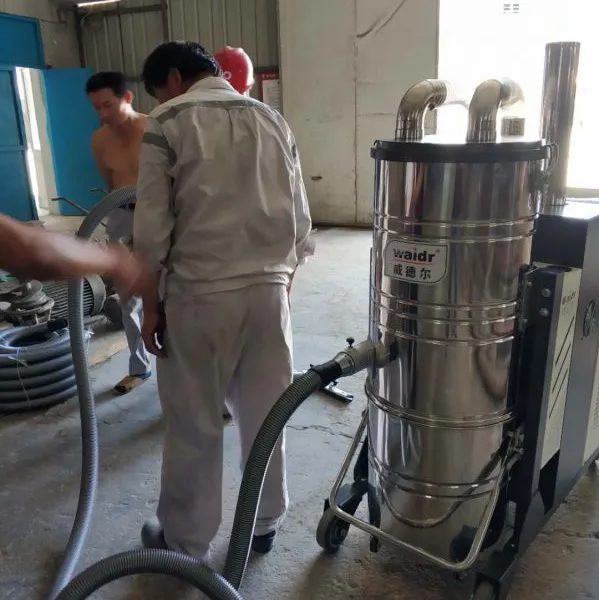 钢铸熔炉车间吸钢花铁砂用威德尔工业吸尘器C007AI