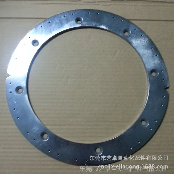 提供机器上用的钢板加工,要加硬,用加工中心对外加工,加工几套