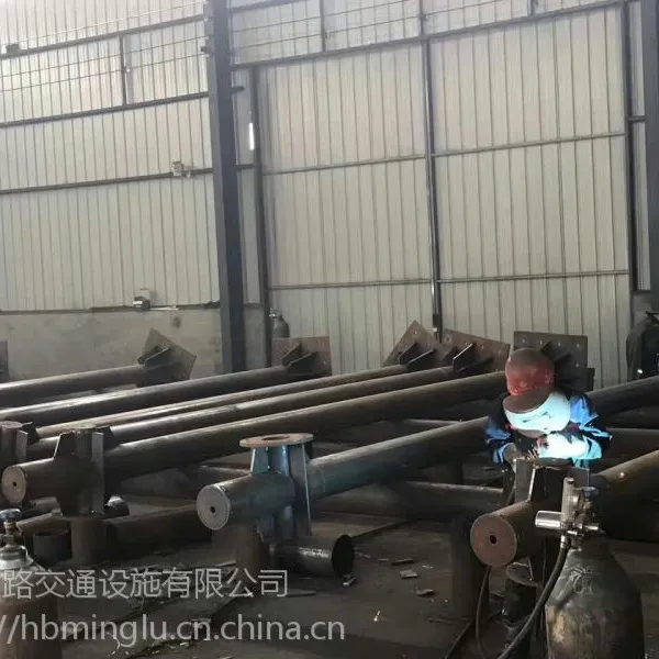 河北标志杆厂高速公路反光标志牌加工厂热镀锌标志杆尺寸
