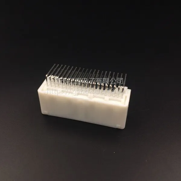 国产TE AMP 汽车连接器1318384-2 DJ7406-0.7-10AW 40PIN PCB