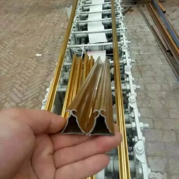 商丘集成吊顶设备博远外翻龙骨机三角龙骨