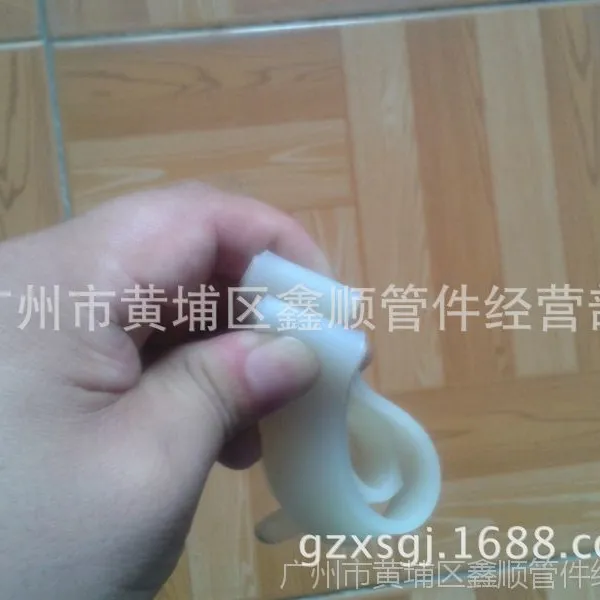 供应塑料王四氟垫片DN80等一些列法兰垫片,广州市鑫顺管件等你哦