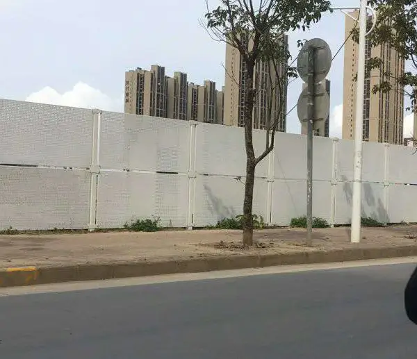 �麣���س�׻���Χ��Բ��͸��ΧǽΧ���غ������װ廤��