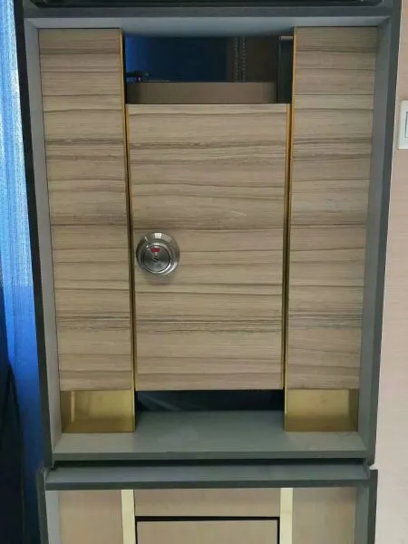 防水经济型卫生间隔断直销,质量***,施工团队安装