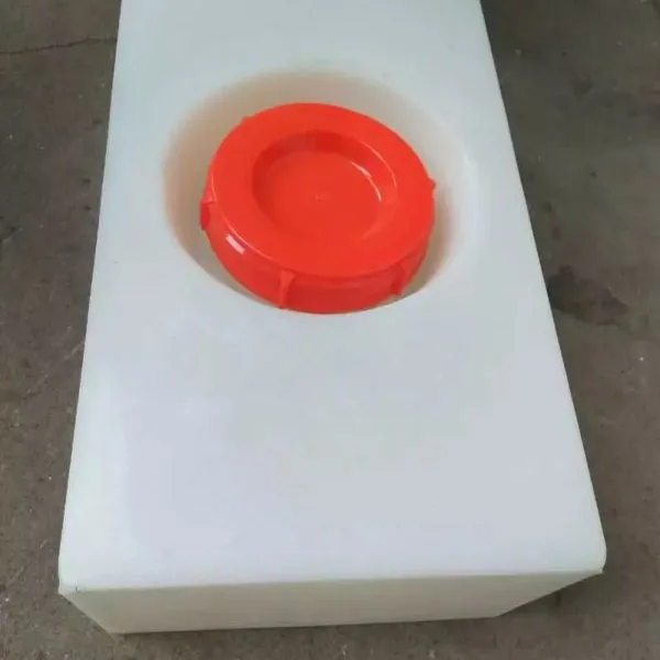食品级 方形加药箱带盖 加厚110L 溶盐箱 纯净水桶 房车改装水箱