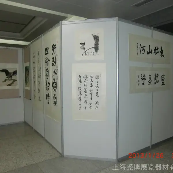 上海展板定做制作 标准展板搭建 八棱柱展板租赁