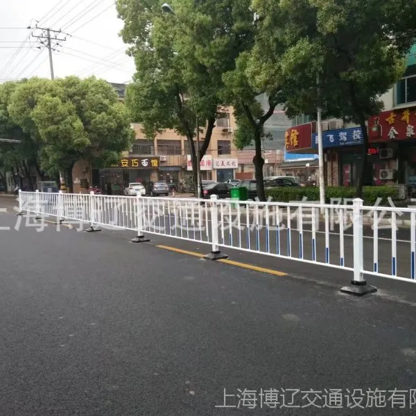 博辽 镀锌马路护栏 公路防道路 隔离栏生产商 镀锌护栏板厂家