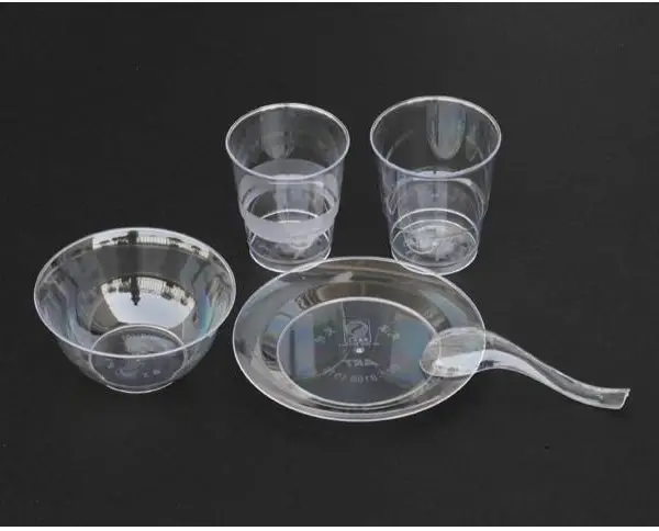 山东通佳专业生产一次性水晶餐具机械