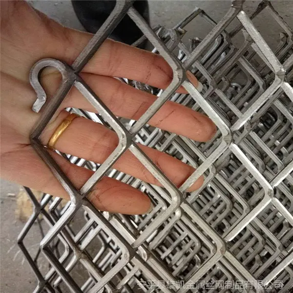 厂家直销镀锌钢板网钢笆片