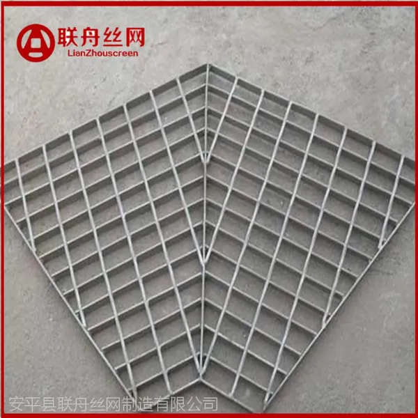 ���ַ����ָ�դ�� ���п�ָ�դ�峧��