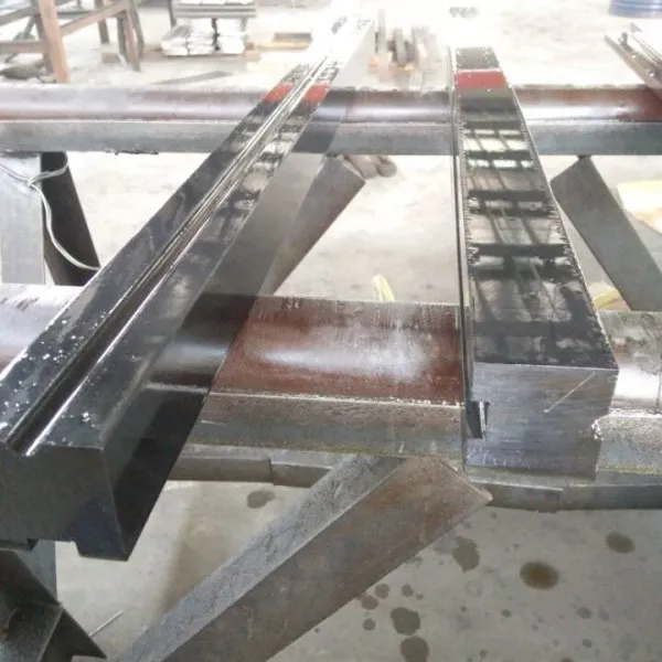 供应厂家优质42CrMo 835*50*41数控折弯机精密分段发黑模具