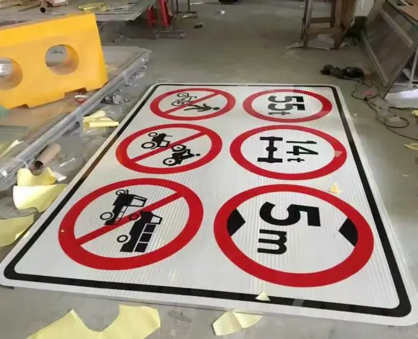 广西交通标志牌制作要多少钱订做指路标志牌厂家