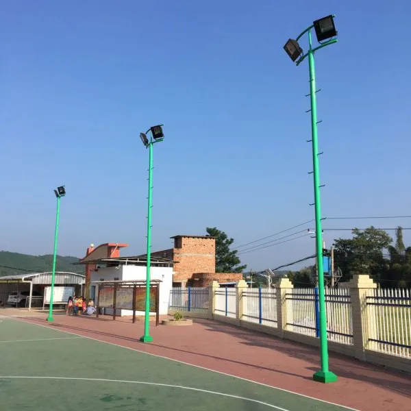 南宁篮球场灯杆户外照明灯杆运动场地专用灯杆