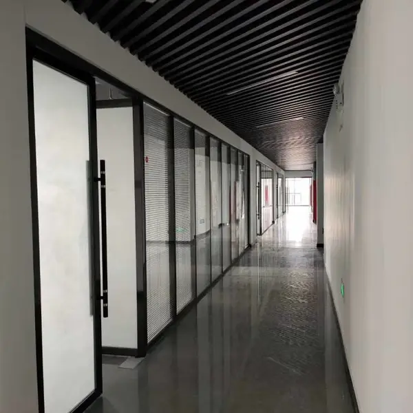 深圳办公玻璃隔音隔断