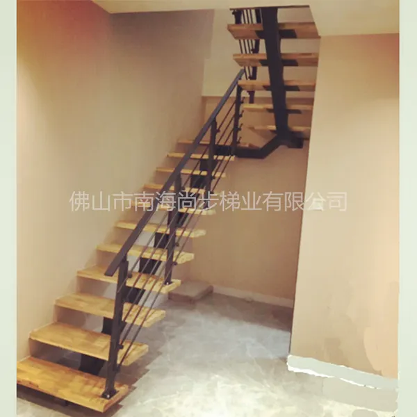 佛山尚步梯业 专业生产U型钢木楼梯 SBlt-069 款式多样 欢迎定制