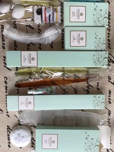 阿拉善盟酒店用品.阿拉善左旗宾馆拖鞋.客房一次性易耗品.王朝