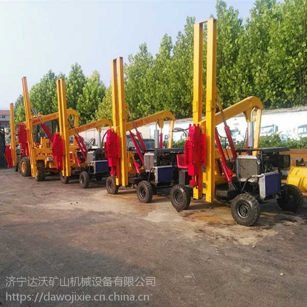 2018达沃新款研发公路护栏打桩机支持定做全液压