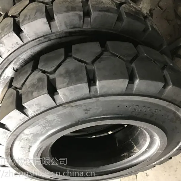 ����ʵ����̥���� Solid tyre ���̻�е��̥