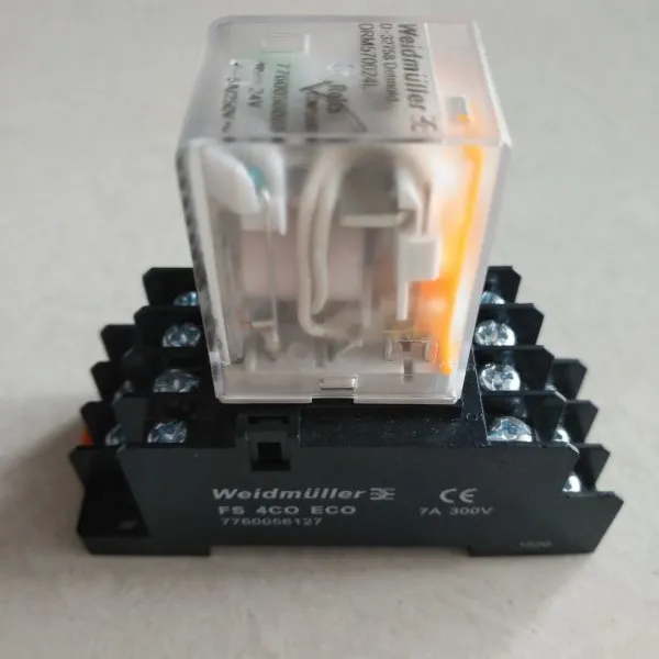 κ������24VDC4�����м�̵���DRM570024L