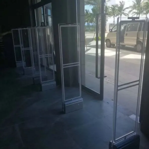 北京服装店防盗器厂家 北京服装防盗器安装 北京服装防盗磁扣批发 衣服防盗扣取钉器
