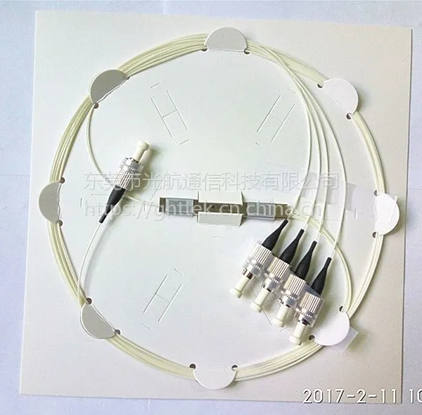 滤波片型保偏耦合器 1X4保偏光纤耦合器 保偏一分四光纤耦合器