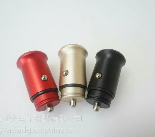 新款上市全金属足5V4.8A双USB车充 CE FCC认证车充 4.8A双USB快充