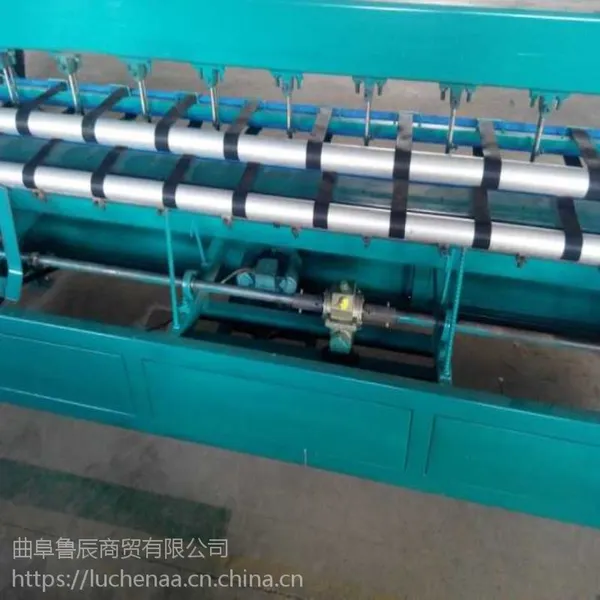 钩针直线绗缝机 多功能电动棉花被套引被机