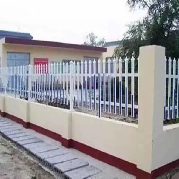 ѧУΧǽ�������ж�ߵĺ����������Ч��ͼ